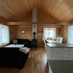 Naustplassen Rorbuer Lägenhet