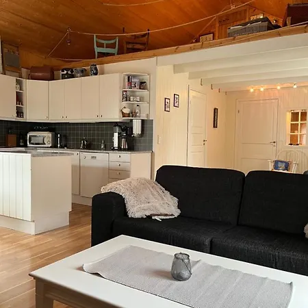 Apartment Naustplassen Rorbuer Ballstad