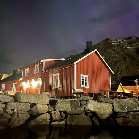 Naustplassen Rorbuer Daire Ballstad