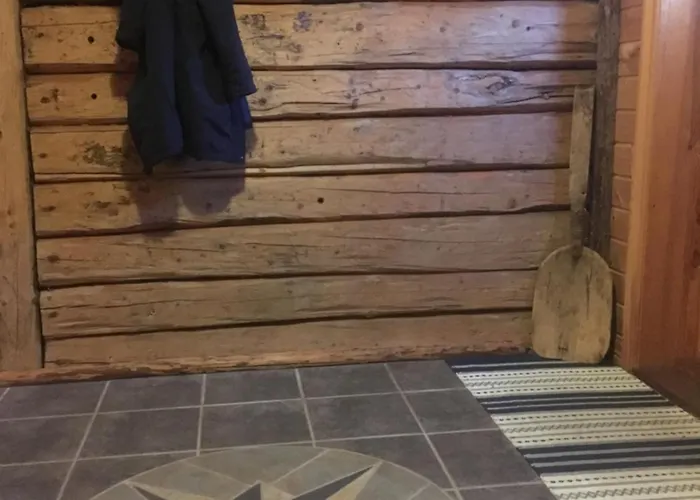 Naustplassen Rorbuer Daire Ballstad