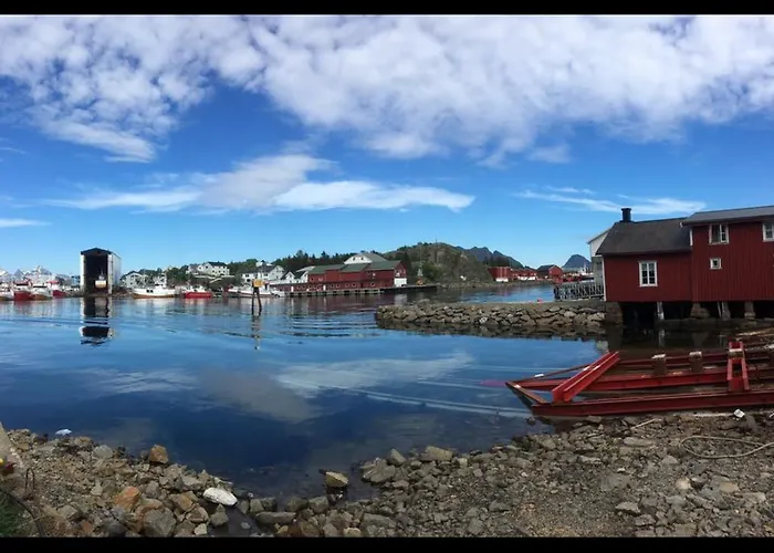 Naustplassen Rorbuer Apartamento *