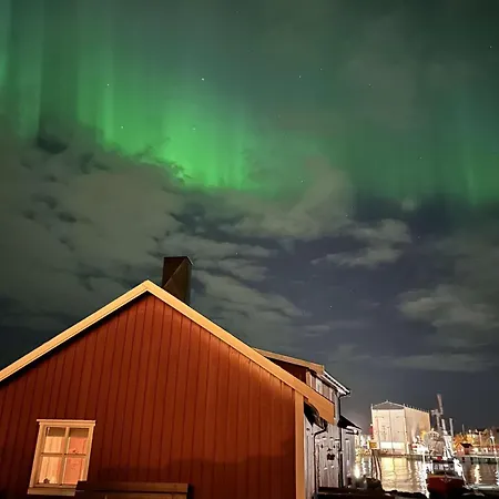 Naustplassen Rorbuer