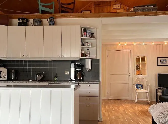 Naustplassen Rorbuer *